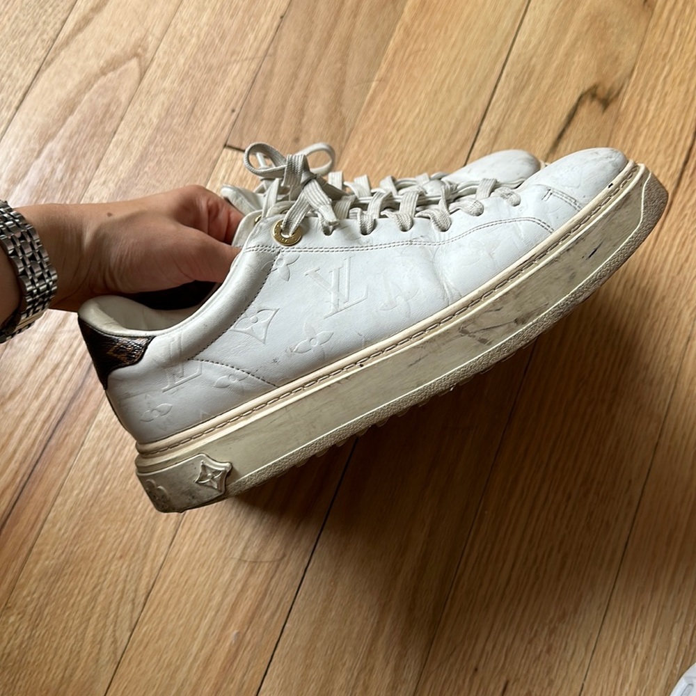Very loved Louis Vuitton sneakers